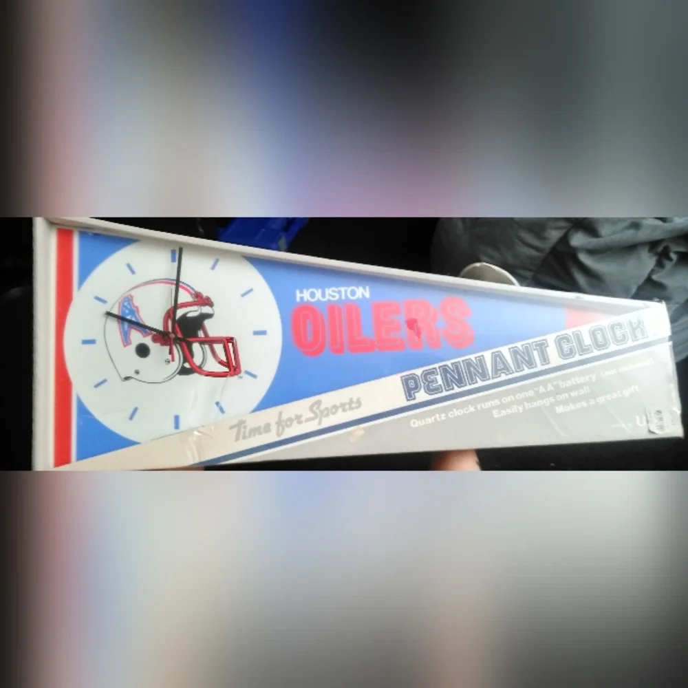 Wall clock Vintage Rare Houston oilers  SEALED in box!